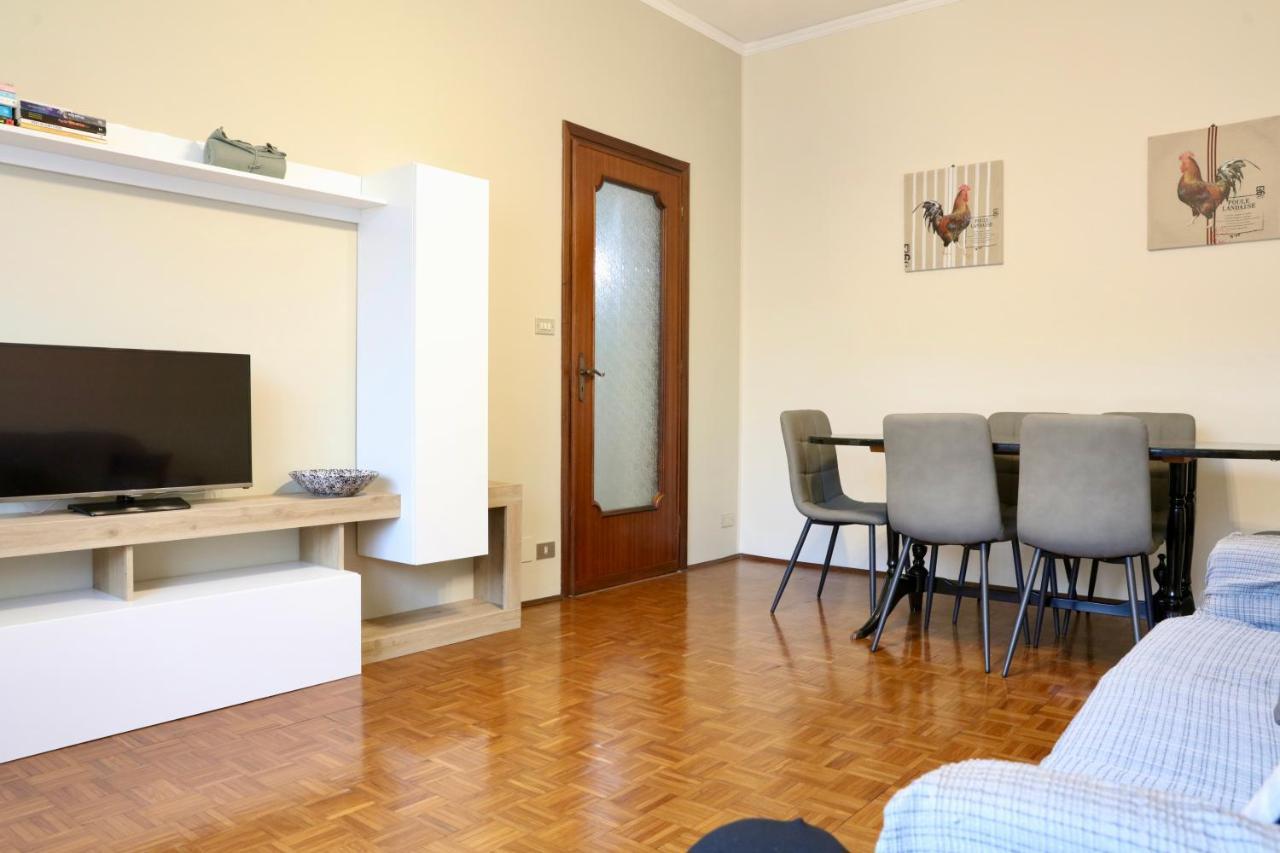 トリノLa Casa Dei Nonni - Ampio Trilocale Zona Lingottoアパートメント エクステリア 写真